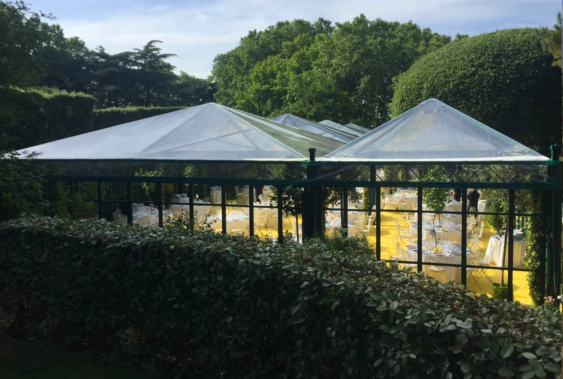 Clear top crystal marquee tent structure for private event in Villa Aurelia